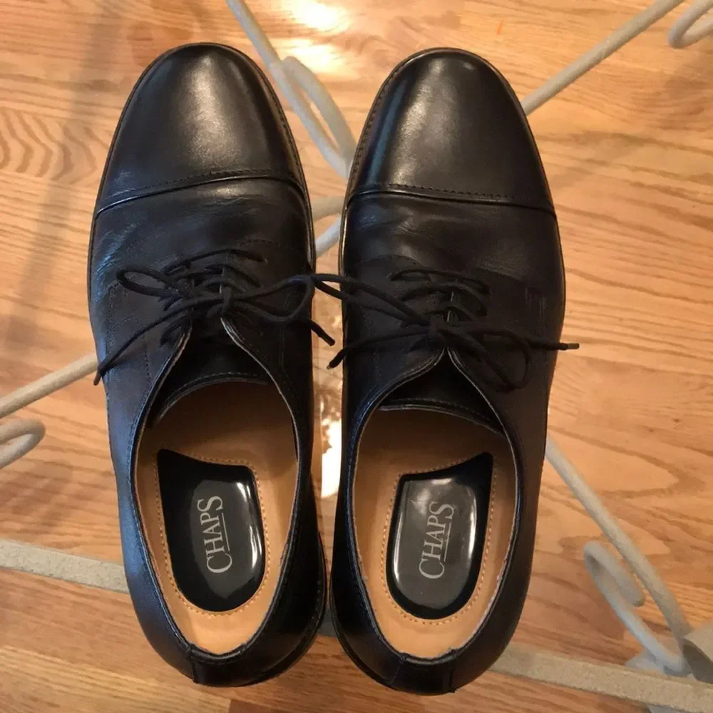 Chaps Men’s Black Leather Oxfords 96-7704 Sz 8 Near New